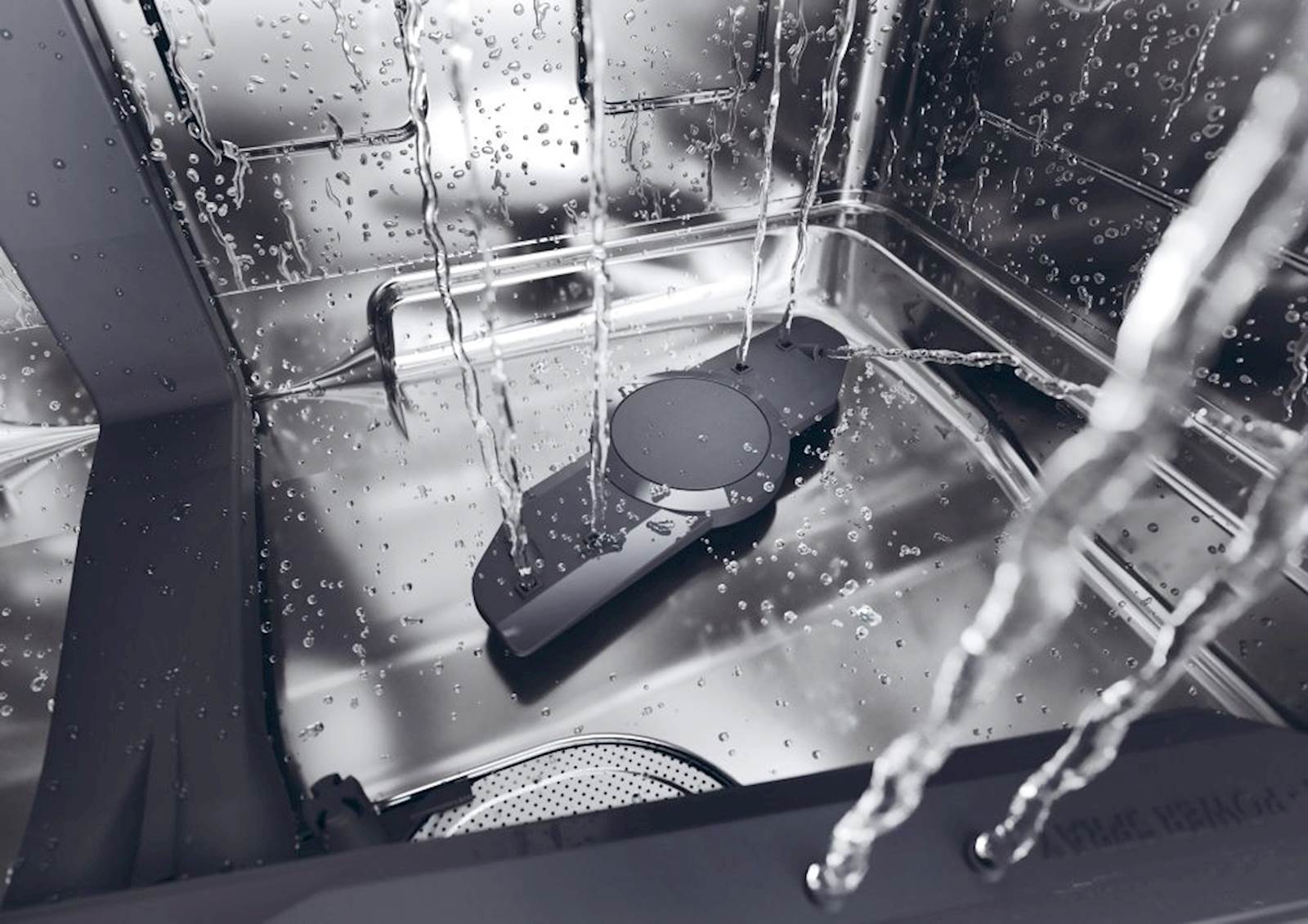 Pomivalni stroj Haier XF 4A4M4PA 8