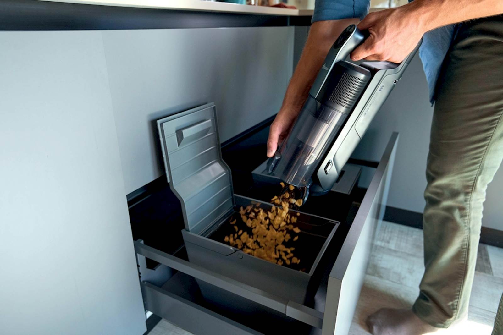 Multifunkcijski baterijski sesalnik Hoover HF350HP 011 (400 W) 16