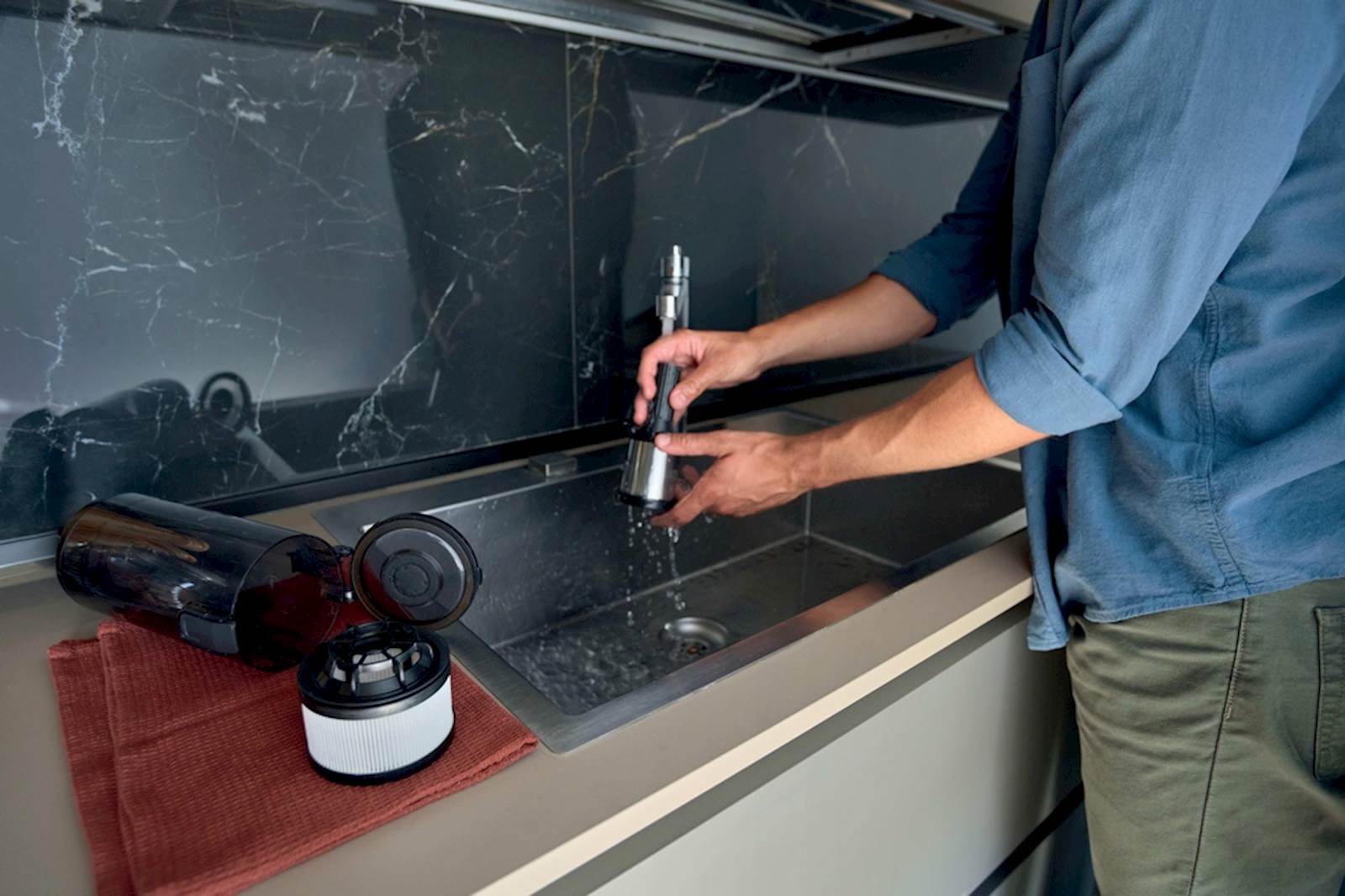 Multifunkcijski baterijski sesalnik Hoover HF350HP 011 (400 W) 17