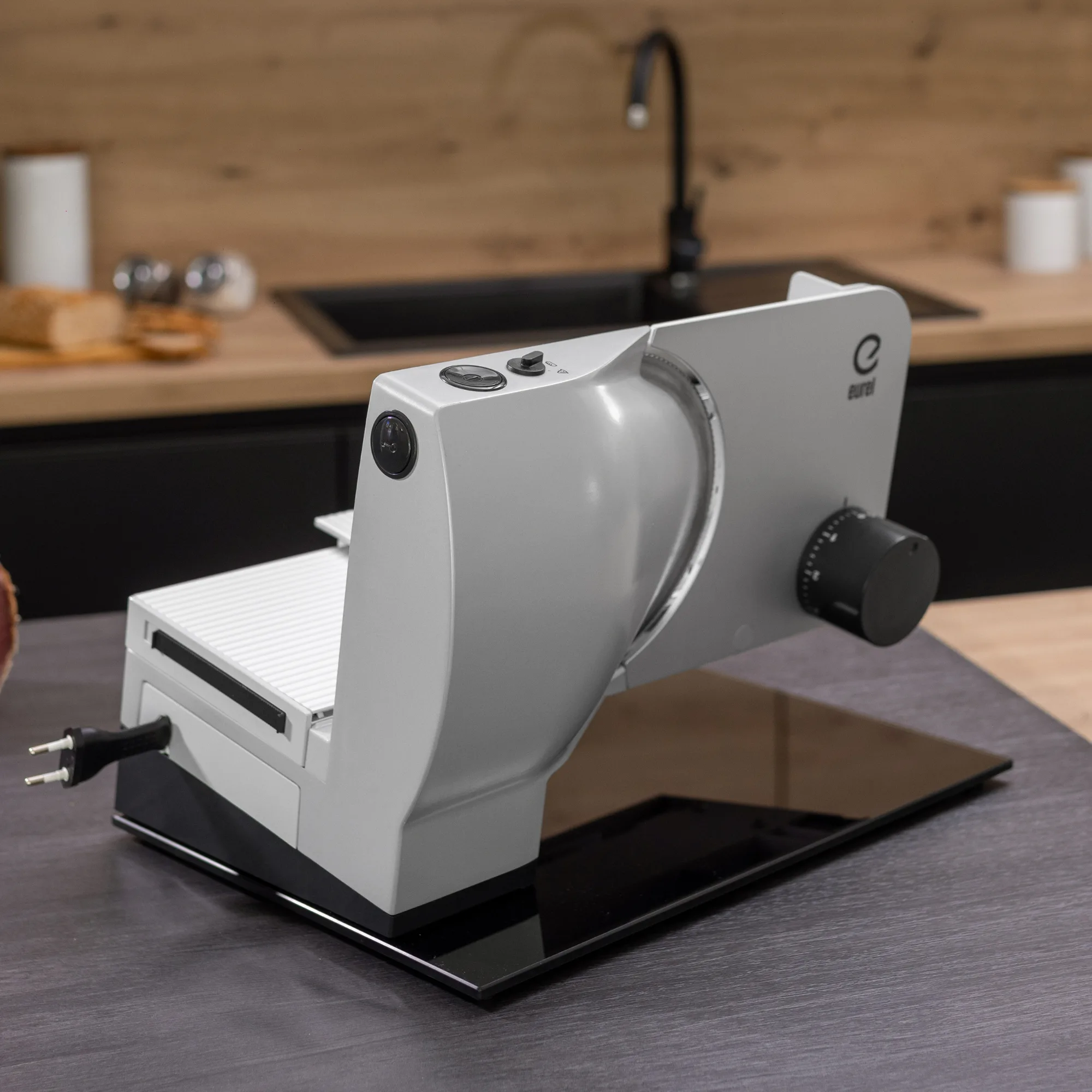 Rezalnik Eurel RS94 2