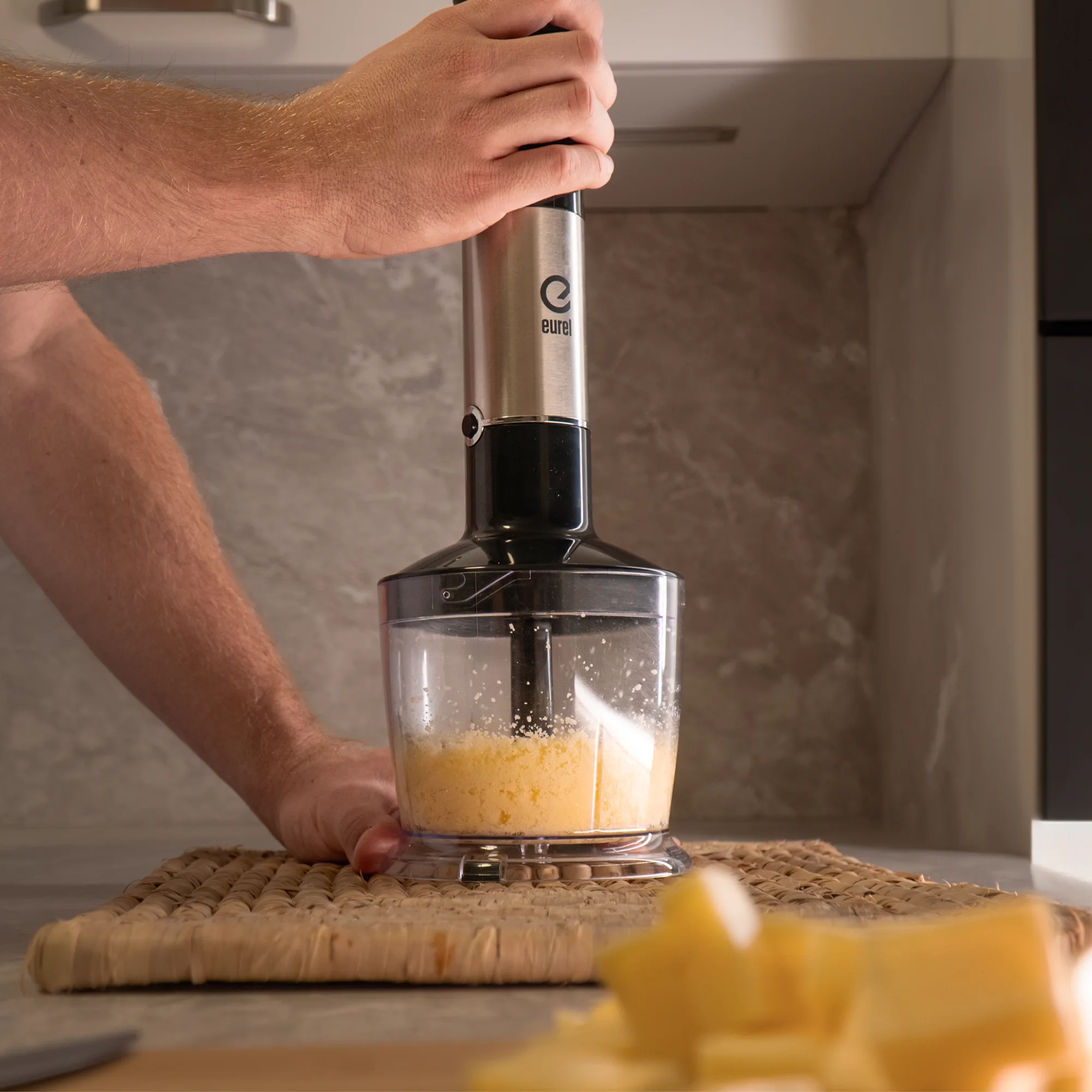 Brezžični palični mešalnik Eurel MP74 5