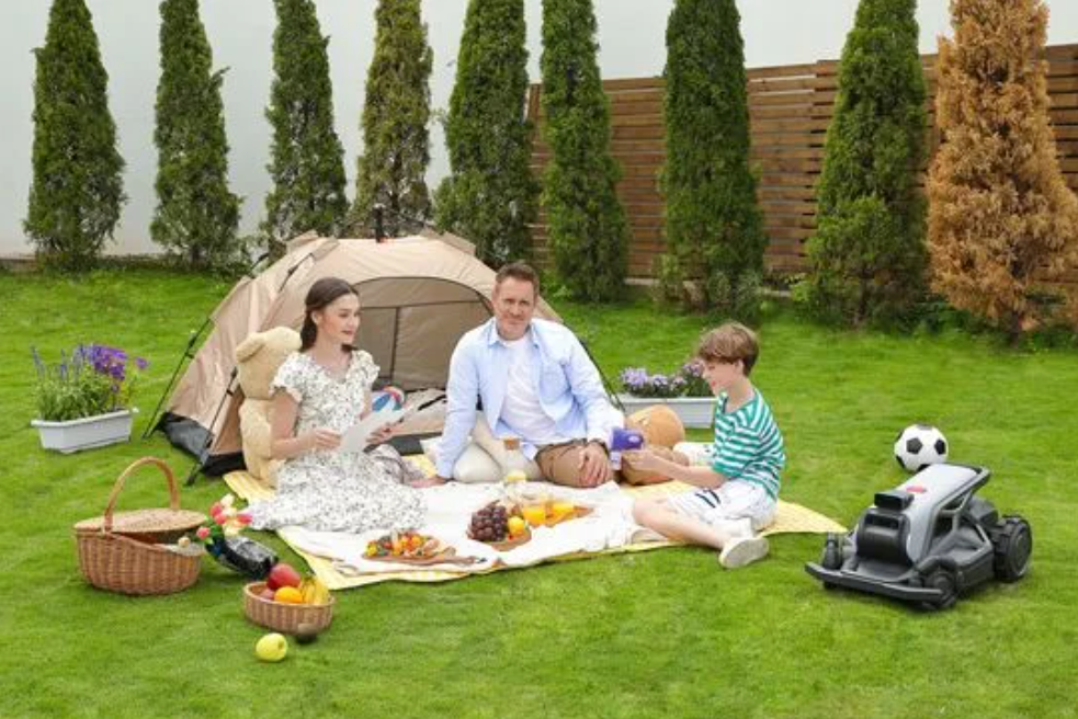 Robotska kosilnica Airseekers Tron 4