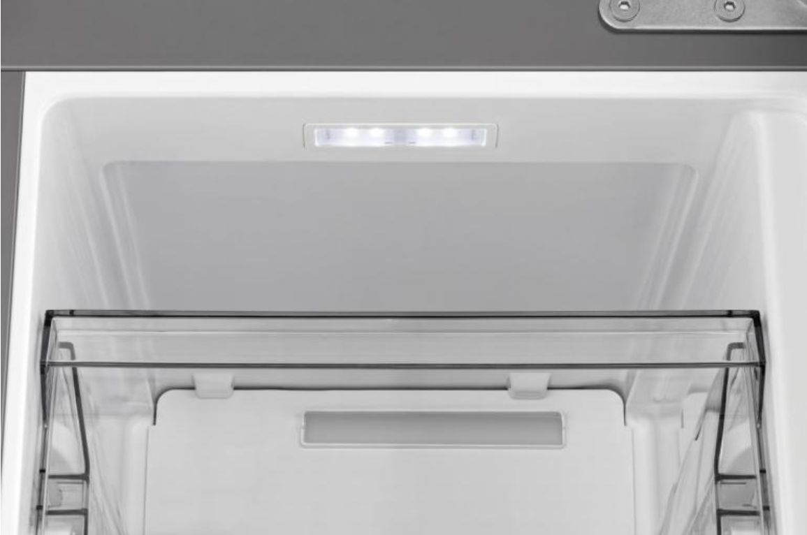 Francoski hladilnik Hisense RQ5P470SAID 2