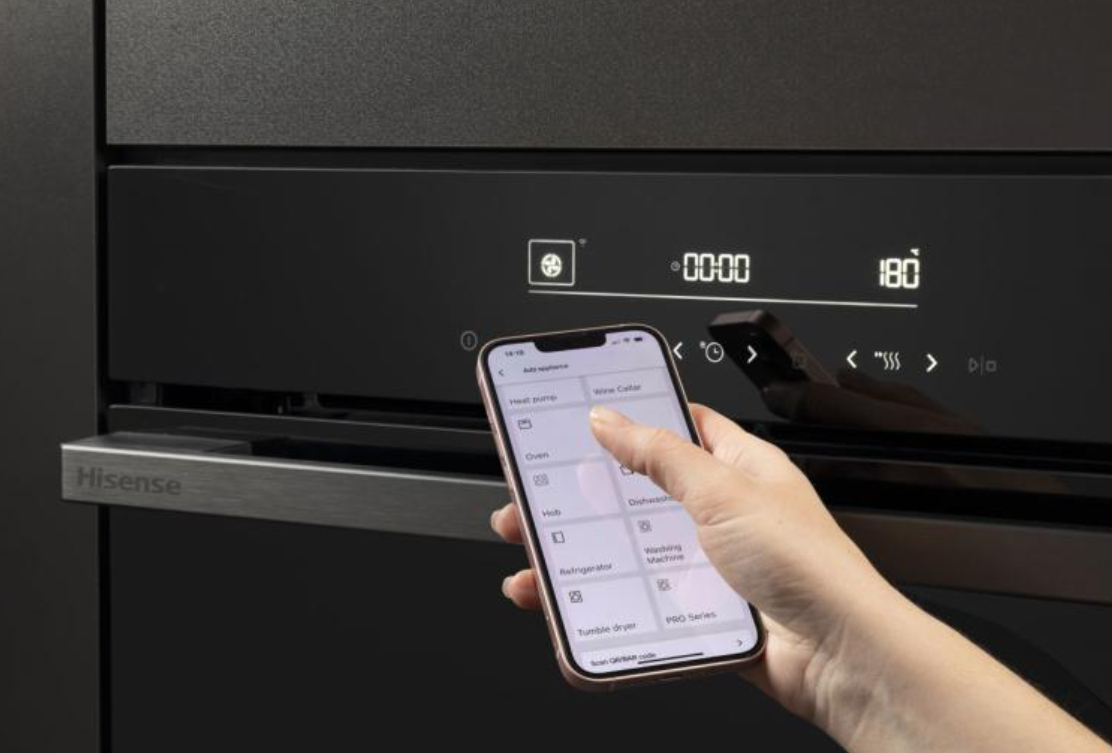 Vgradna pečica Hisense BSA66346PBGWIFI 6