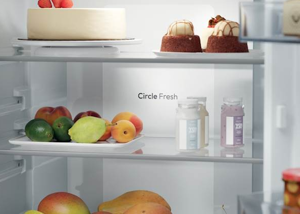 Vgradni kombinirani hladilnik Candy CNBQT3719EW 3